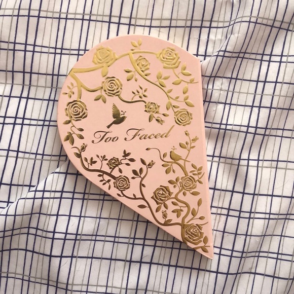 Too faced together collab with kat von - Picture 3 of 3